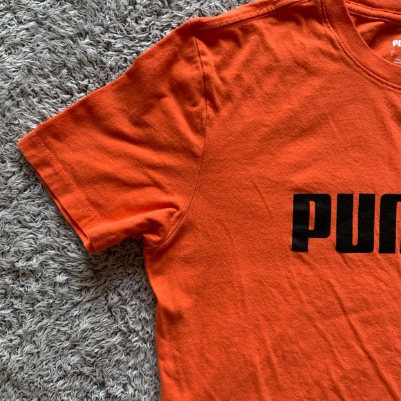 Retro Puma T-Shirt. Large. Authentic Puma. - Picture 4 of 7